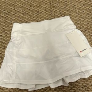 BNWT Lululemon white tennis skirt - pace rival mr skirt — brand new with tags